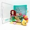 Ensemble De Jeu Coffret Mini Poupée Ariel La Petite Sirène Animators Collection Disney Store Pop Up Environnement Valise 1 Ensemble De Jeu Coffret Mini Poupée Ariel La Petite Sirène Animators Collection Disney Store Pop Up Environnement Valise -Disney coffret mini poupee ariel la petite sirene animators collection pop up disney store valise 0