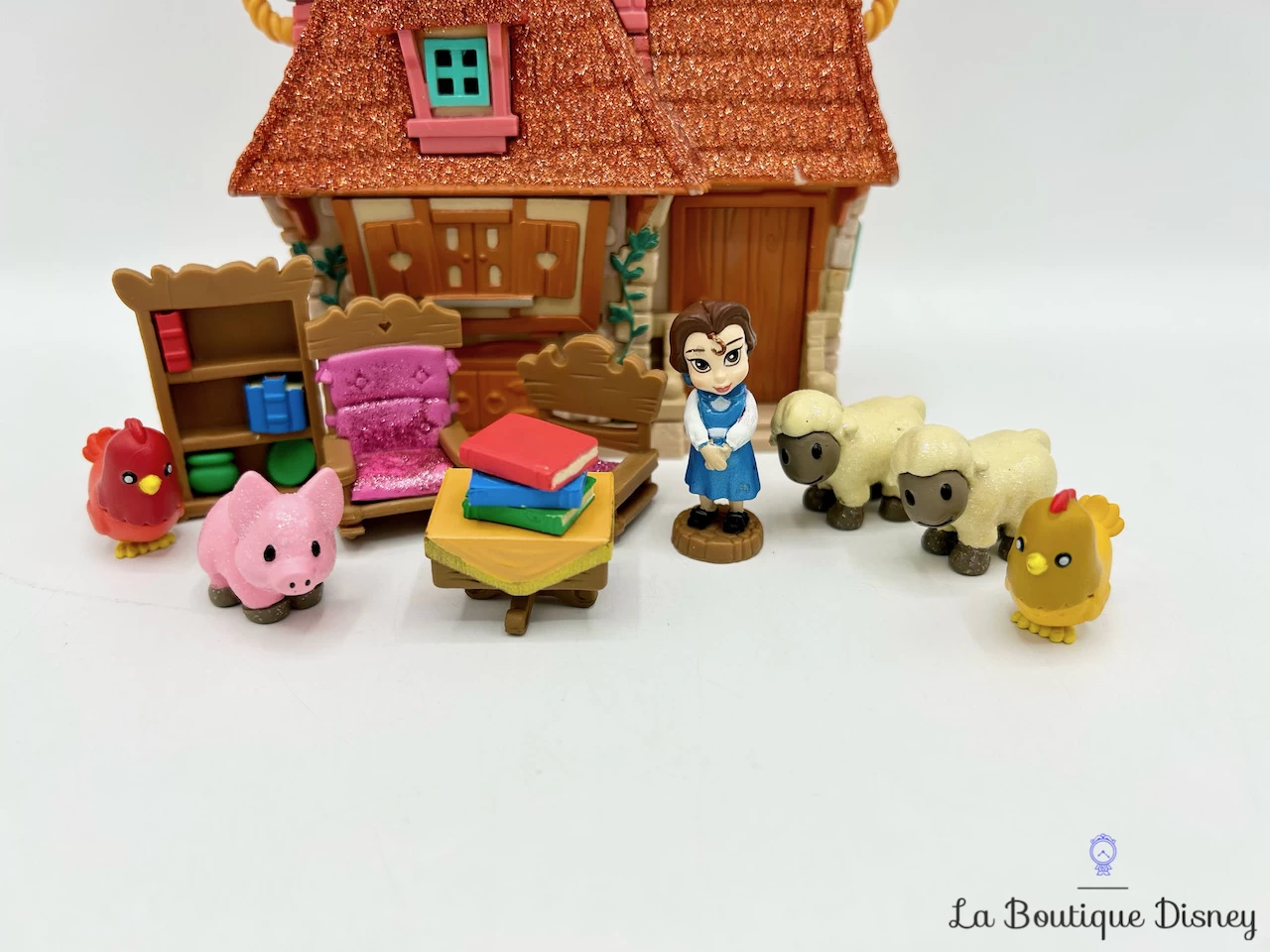 Coffret De Jeu Micro Maison Belle La Belle Et La Bête Animators Collection Littles Disney Store 2017 Mini Figurine 4 Coffret De Jeu Micro Maison Belle La Belle Et La Bête Animators Collection Littles Disney Store 2017 Mini Figurine – Image 2