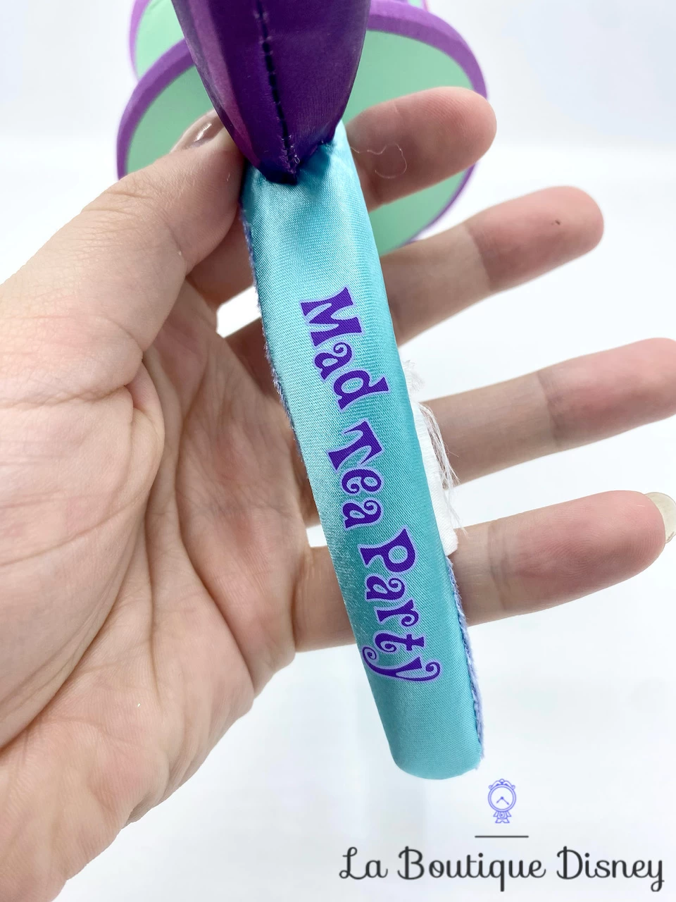 Serre Tête Oreilles Mickey Mouse The Main Attraction Série 3 Mad Tea Party Disney Store Ears Édition Limitée 6 Serre Tête Oreilles Mickey Mouse The Main Attraction Série 3 Mad Tea Party Disney Store Ears Édition Limitée – Image 4