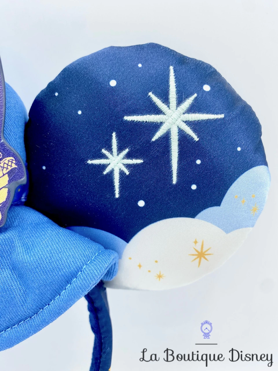 Serre Tête Oreilles Mickey Mouse The Main Attraction Série 6 Peter Pan's Flight Disney Store Ears Édition Limitée 5 Serre Tête Oreilles Mickey Mouse The Main Attraction Série 6 Peter Pan's Flight Disney Store Ears Édition Limitée – Image 3