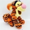 Peluche Tigrou Disney Store Winnie L'ourson Tigre Orange Vintage 26 Cm -Disney pelcuhe tigrou assis vintage disney store winnie ourson tigre orange queue enroulee 2