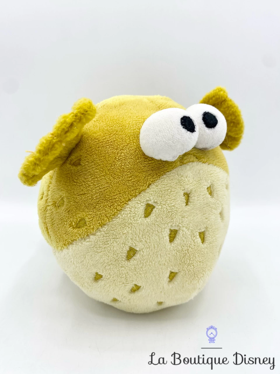 Peluche Boule Poisson Le Monde De Némo Disney Store Ballon Jaune 17 Cm 4 Peluche Boule Poisson Le Monde De Némo Disney Store Ballon Jaune 17 Cm – Image 2