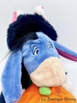 Peluche Bourriquet Halloween 2002 Disney Store Winnie L'ourson Chat Noir Citrouille 26 Cm -Disney peluche bourriquet halloween 2002 disney store winnie ourson citrouille fourrure noir 2