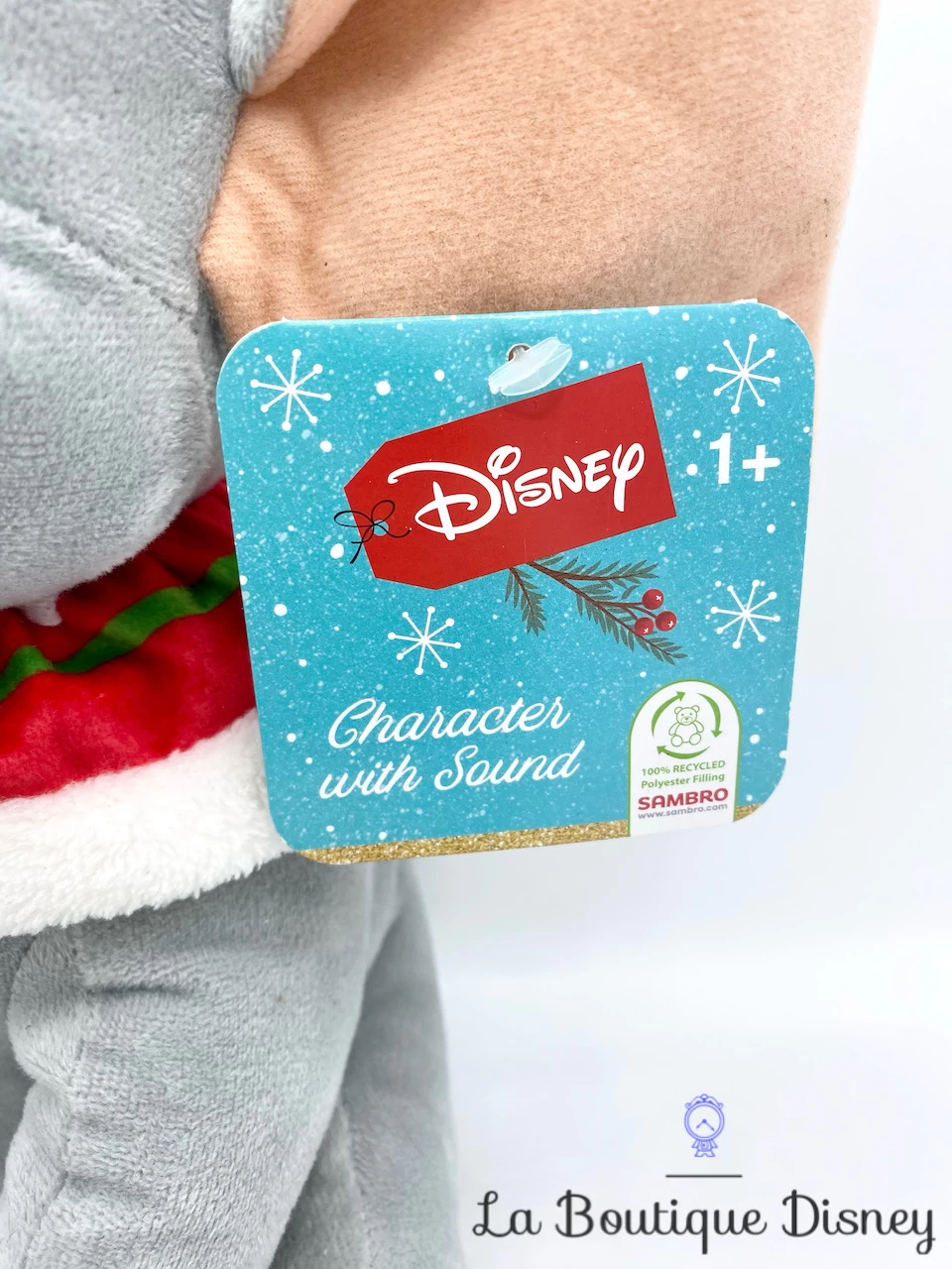 Peluche Musicale Dumbo Noël Disney Sambro éléphant Gris Bonnet Rouge 34 Cm 7 Peluche Musicale Dumbo Noël Disney Sambro éléphant Gris Bonnet Rouge 34 Cm – Image 5