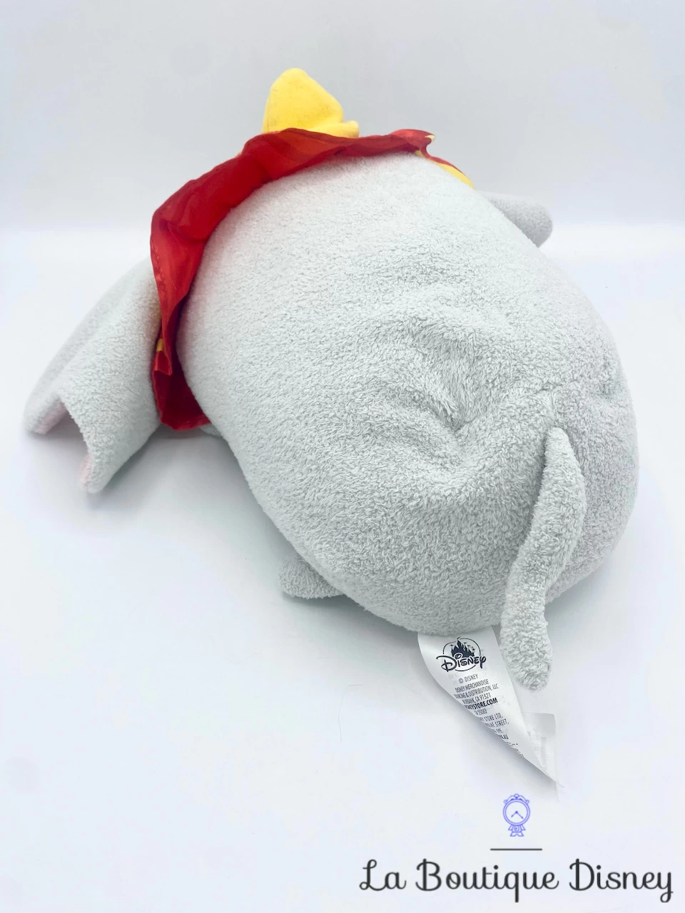 Peluche Grand Tsum Tsum Dumbo Disney Store éléphant Gris XXL Géant 5 Peluche Grand Tsum Tsum Dumbo Disney Store éléphant Gris XXL Géant – Image 3