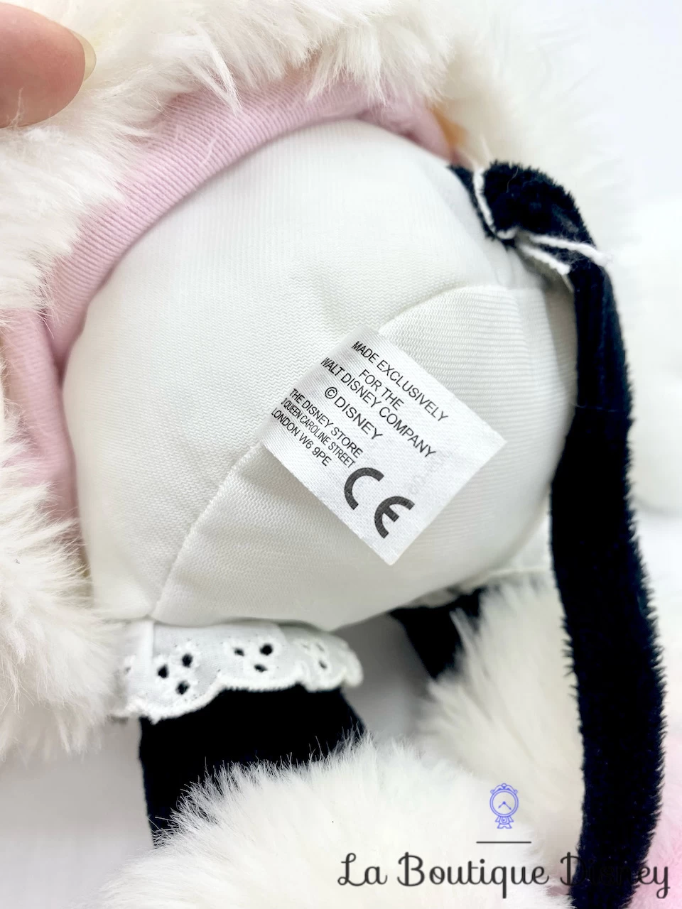 Peluche Minnie Mouse Hiver Disney Store Exclusive Manteau Chapka Blanc Rose 46 Cm 8 Peluche Minnie Mouse Hiver Disney Store Exclusive Manteau Chapka Blanc Rose 46 Cm – Image 6