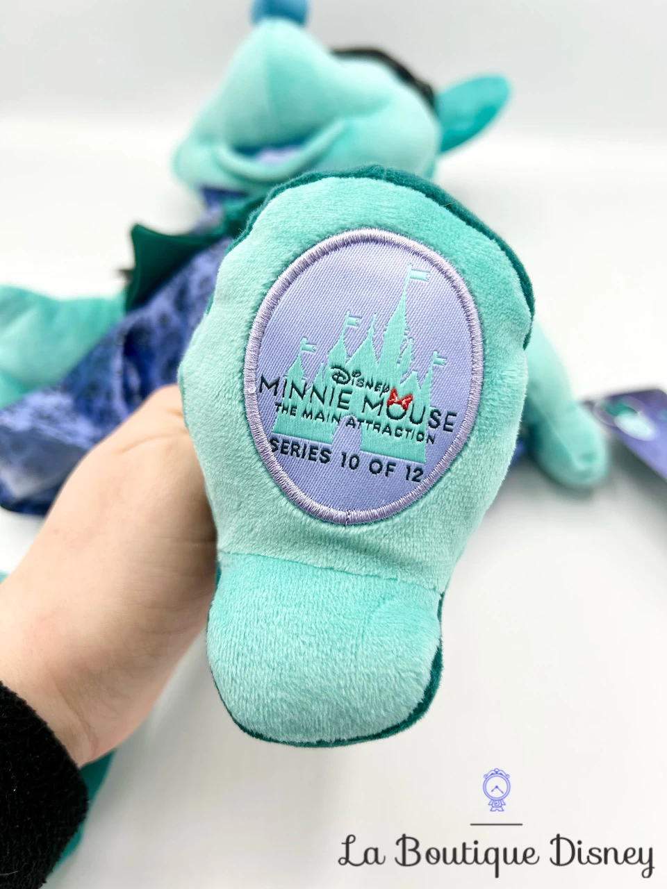 Peluche Minnie Mouse The Main Attraction 10 Sur 12 Haunted Mansion Disney Store 2020 Édition Limitée 43 Cm 6 Peluche Minnie Mouse The Main Attraction 10 Sur 12 Haunted Mansion Disney Store 2020 Édition Limitée 43 Cm – Image 4