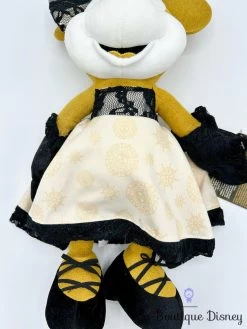 Peluche Minnie Mouse The Main Attraction 2 Sur 12 Pirates Of The Caribbean Disney Store 2020 Édition Limitée 43 Cm -Disney peluche minnie mouse main attraction 2 12 pirates of the caribbean disney store edition limitee 0