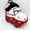 Peluche Okuni Cars 2 Disney Store Voiture Japon Geisha Rouge