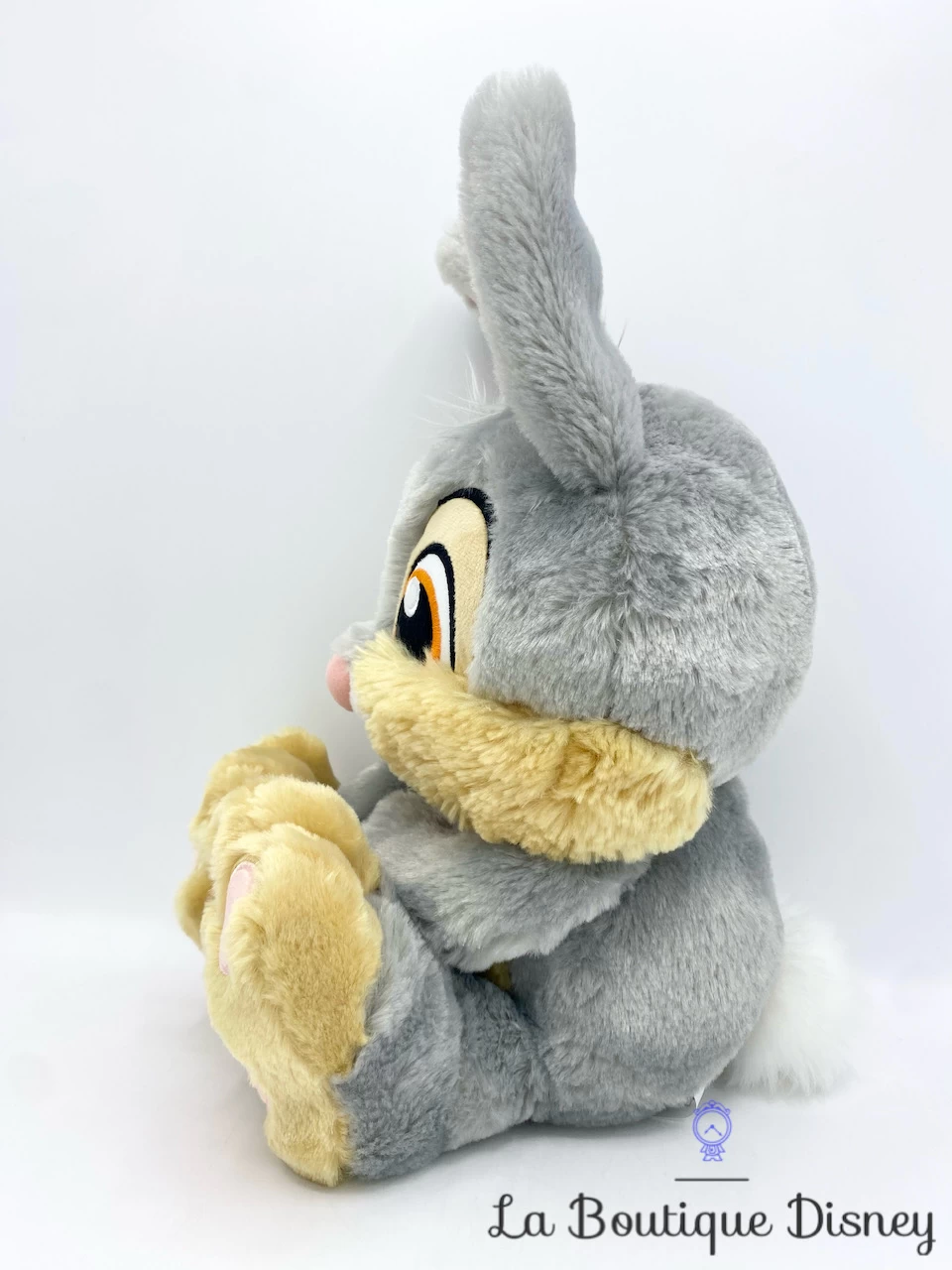 Peluche Panpan Big Feet Disney Store 2022 Bambi Lapin Gris Gros Pieds 34 Cm 6 Peluche Panpan Big Feet Disney Store 2022 Bambi Lapin Gris Gros Pieds 34 Cm – Image 4