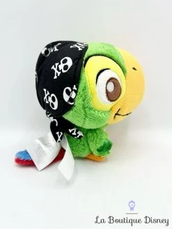 Peluche Skully Perroquet Jake Et Les Pirates Du Pays Imaginaire Disney Store Vert Bandana 17 Cm -Disney peluche skully perroquet jake et les pirates du pays imaginaire disney store 5