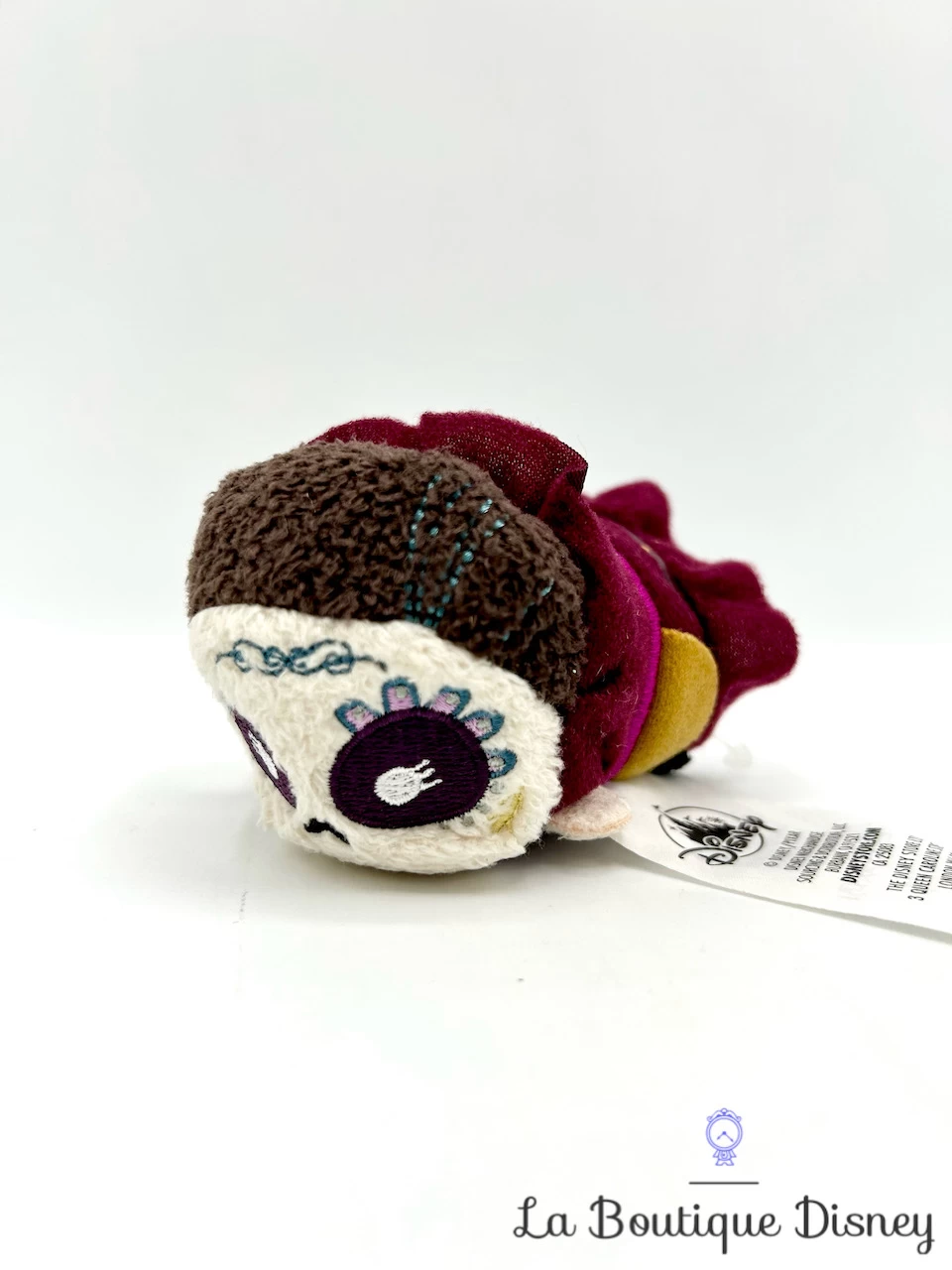 Peluche Tsum Tsum Mama Imelda Coco Disney Store 2017 Mexique Maquillage 3 Peluche Tsum Tsum Mama Imelda Coco Disney Store 2017 Mexique Maquillage