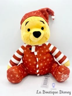Peluche Winnie L’ourson Noël Disney Store 2021 ShopDisney Pyjama Rouge