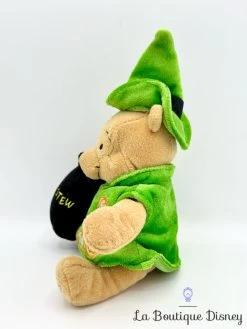Peluche Winnie L’ourson Halloween Lumineuse Disney Store 2002 Stew Citrouilles 20 Cm -Disney peluche winnie ourson stew lumineuse disney store 2002 halloween chaudron citrouille 0