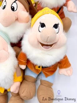 Peluche 7 Nains Blanche Neige Et Les Sept Nains Disney 34 Cm -Disney peluches les sept nains blanche neige disney 7 nains belgium 6