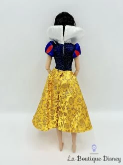 Poupée Blanche Neige Disney Store Princesse Mannequin Robe Souillon 30 Cm -Disney poupee blanche neige et les sept nains disney store mannequin robe souillon 6