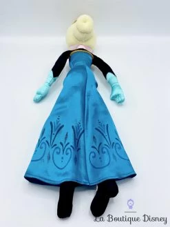 Poupée Chiffon Elsa La Reine Des Neiges Disney Store Peluche Cape Fourrure Hiver 53 Cm -Disney poupee chiffon elsa hiver robe bleu la reine des neiges 2 disney store princesse cape peluche 53 cm 12