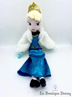 Poupée Chiffon Elsa La Reine Des Neiges Disney Store Peluche Cape Fourrure Hiver 53 Cm