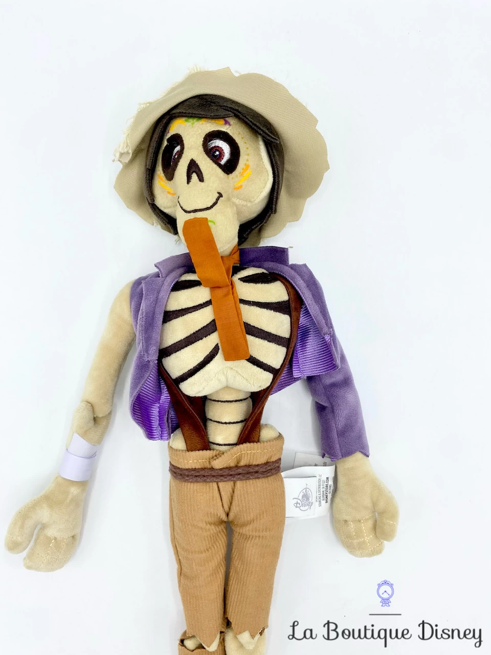 Poupée Chiffon Hector Rivera Coco Disney Store Peluche Squelette 45 Cm 5 Poupée Chiffon Hector Rivera Coco Disney Store Peluche Squelette 45 Cm – Image 3