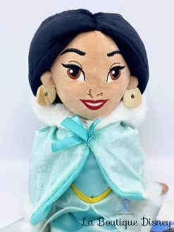 Poupée Chiffon Jasmine Hiver Disney Store Aladdin Peluche Princesse Cape Manteau 46 Cm 8 Poupée Chiffon Jasmine Hiver Disney Store Aladdin Peluche Princesse Cape Manteau 46 Cm -Disney poupee chiffon jasmine hiver disney store aladdin peluche princesse cape manteau bleu 1