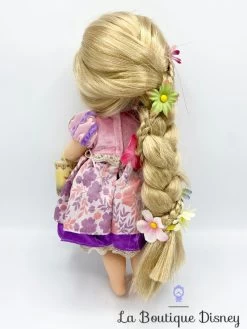 Poupée Raiponce Édition Spéciale Animators Collection Disney Store Princesse Cheveux Lanterne Illumine 40 Cm 10 Poupée Raiponce Édition Spéciale Animators Collection Disney Store Princesse Cheveux Lanterne Illumine 40 Cm -Disney poupee raiponce animators collection edition speciale fleur lumiere disney store 2
