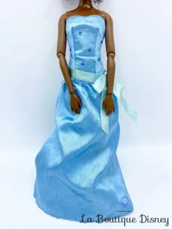 Poupée Tiana La Princesse Et La Grenouille Disney Store Mannequin Robe Bleue 33 Cm -Disney poupee tiana la princesse et la grenouille disney store robe bleu 3