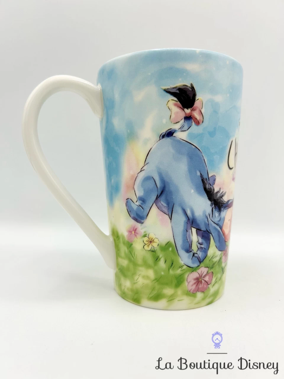 Tasse Bourriquet Atchoum Disney Store Exclusive Mug Winnie L'ourson Dessin Peinture Fleurs 6 Tasse Bourriquet Atchoum Disney Store Exclusive Mug Winnie L'ourson Dessin Peinture Fleurs – Image 4