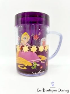 Tasse Plastique Raiponce Pascal Disney Store 2017 Mug Violet Eau Tangled Série 12 Tasse Plastique Raiponce Pascal Disney Store 2017 Mug Violet Eau Tangled Série -Disney tasse plastique raiponce pascal tangled serie disney store mug violet eau 1