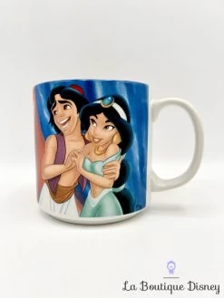 Tasse Scène Aladdin Disney Store Exclusive Classics 2010 Mug Scène Film Jasmine Génie Abu Sultan Rajah 13 Tasse Scène Aladdin Disney Store Exclusive Classics 2010 Mug Scène Film Jasmine Génie Abu Sultan Rajah -Disney tasse scene aladdin jasmine rajah sultan genie walt disney classics 2010 disney store exclusive mug scene films 3