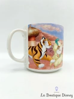 Tasse Scène Aladdin Disney Store Exclusive Classics 2010 Mug Scène Film Jasmine Génie Abu Sultan Rajah 11 Tasse Scène Aladdin Disney Store Exclusive Classics 2010 Mug Scène Film Jasmine Génie Abu Sultan Rajah -Disney tasse scene aladdin jasmine rajah sultan genie walt disney classics 2010 disney store exclusive mug scene films 6