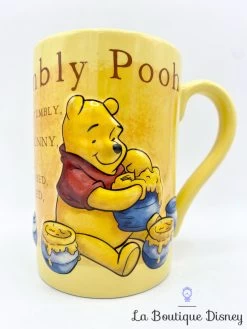 Tasse Winnie L'ourson Rumbly Tumbly Pooh Disney Store Exclusive Mug Jaune Relief 3D